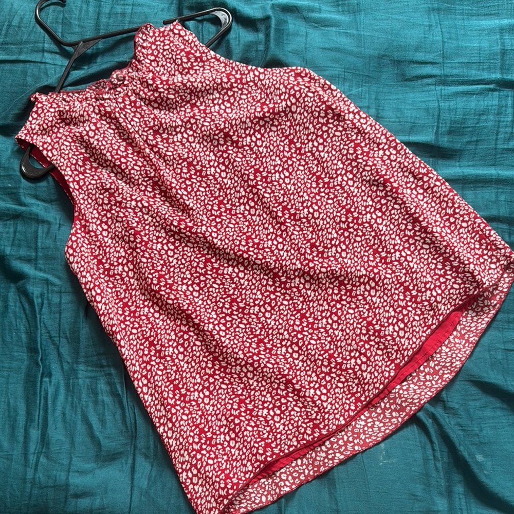 Red and White Sleeveless Top